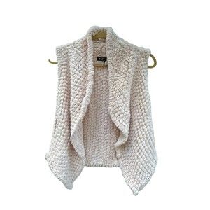 DKNY‎ faux fur light pink vest medium